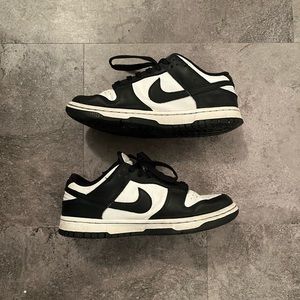 Nike panda dunks